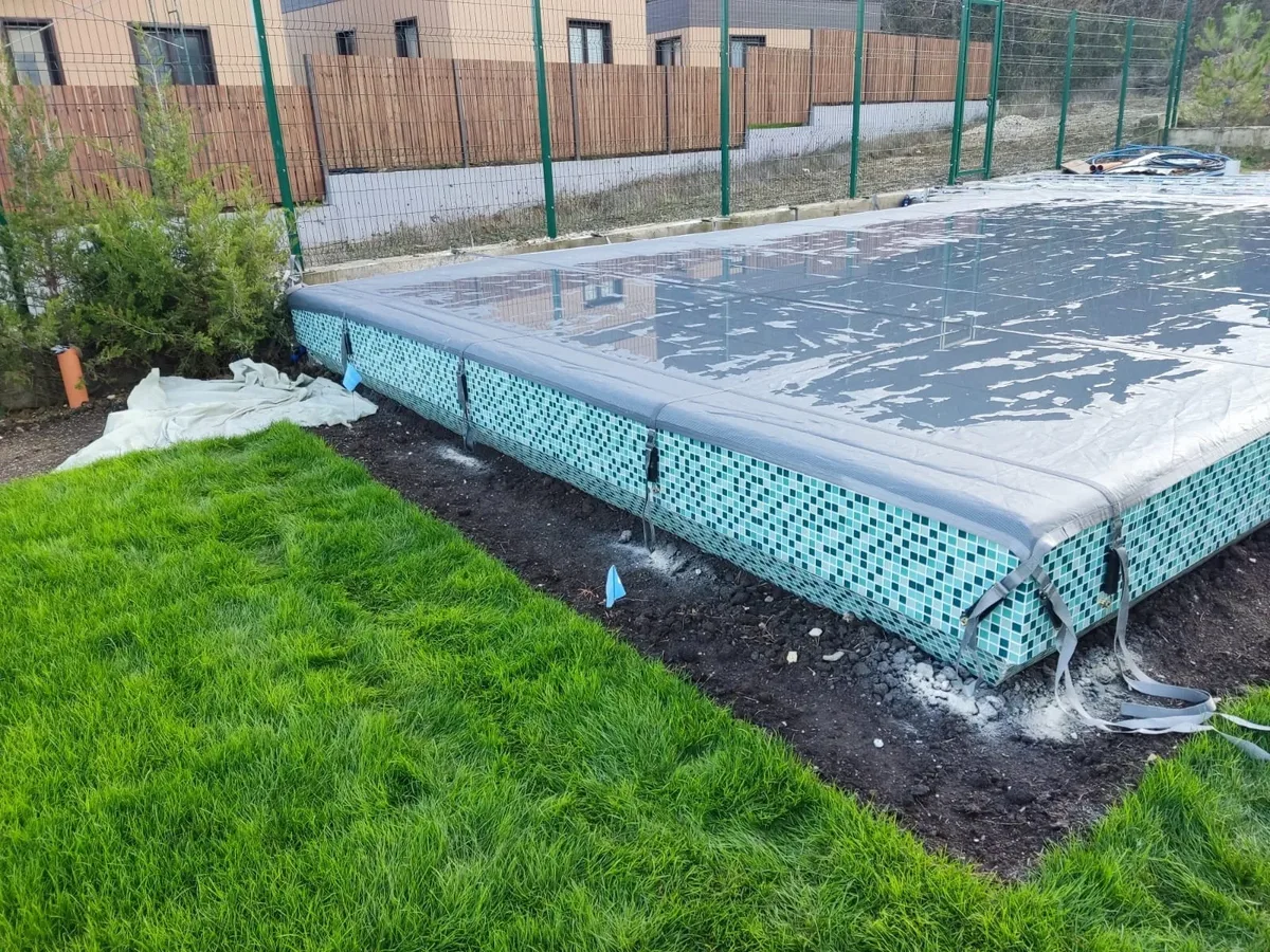 Батутное покрывало на бассейне в Северодвинске